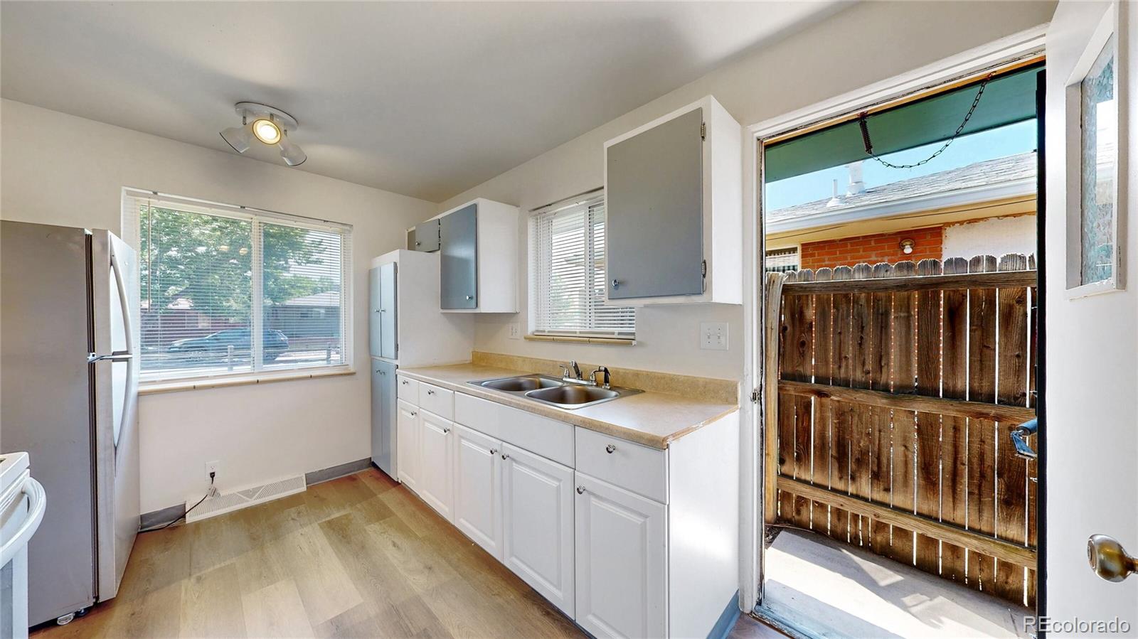 2021 Marshall Street Edgewater, CO 80214 - Photo 4 of 27