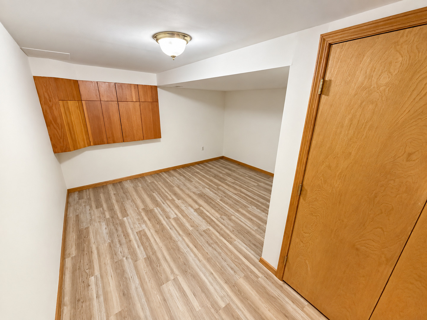 7302 West Hillside Road Crystal Lake, IL 60012 - Photo 19 of 25 Gallery Image 19