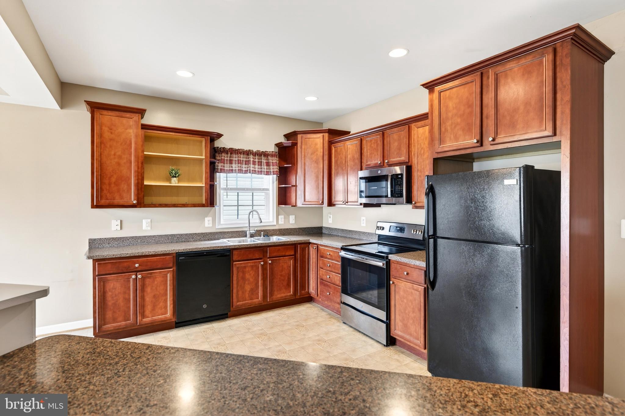 355 Hoover Road Woodstock, VA 22664 - Photo 2 of 59