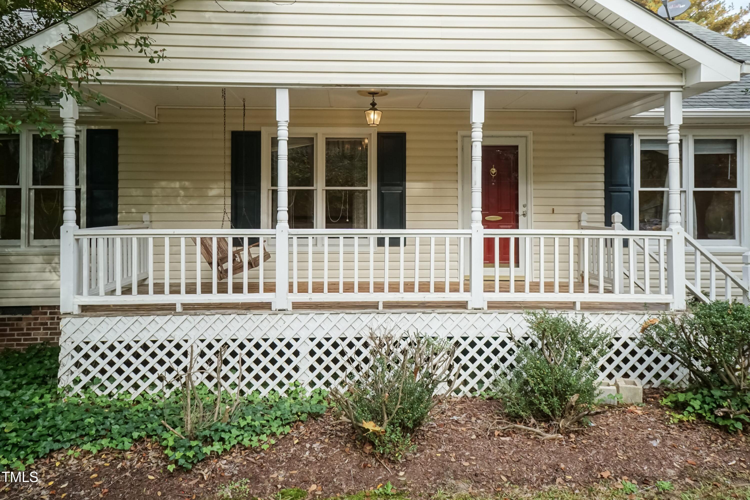 2246 Ranch Road Clayton, NC 27520 - Photo 2 of 39 Porch 02