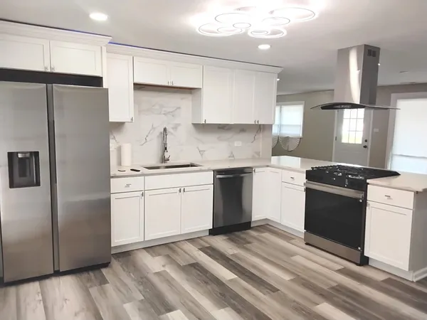$295,000 | 17829 Baker Court, Country Club Hills, IL 60478