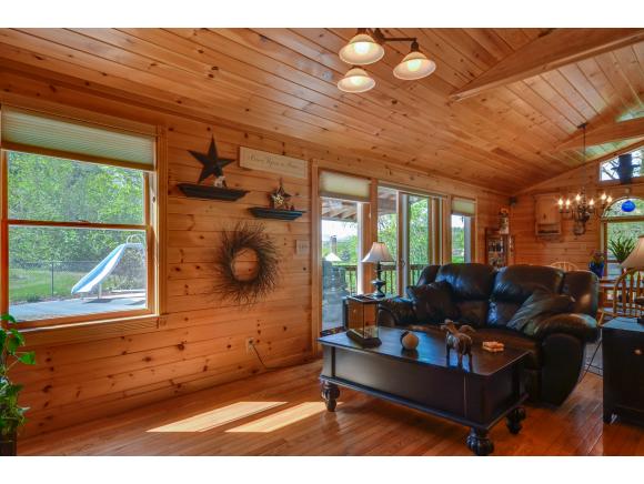 1708 River Road Moretown, VT 05602 - Photo 8 of 36 Gallery Image 8
