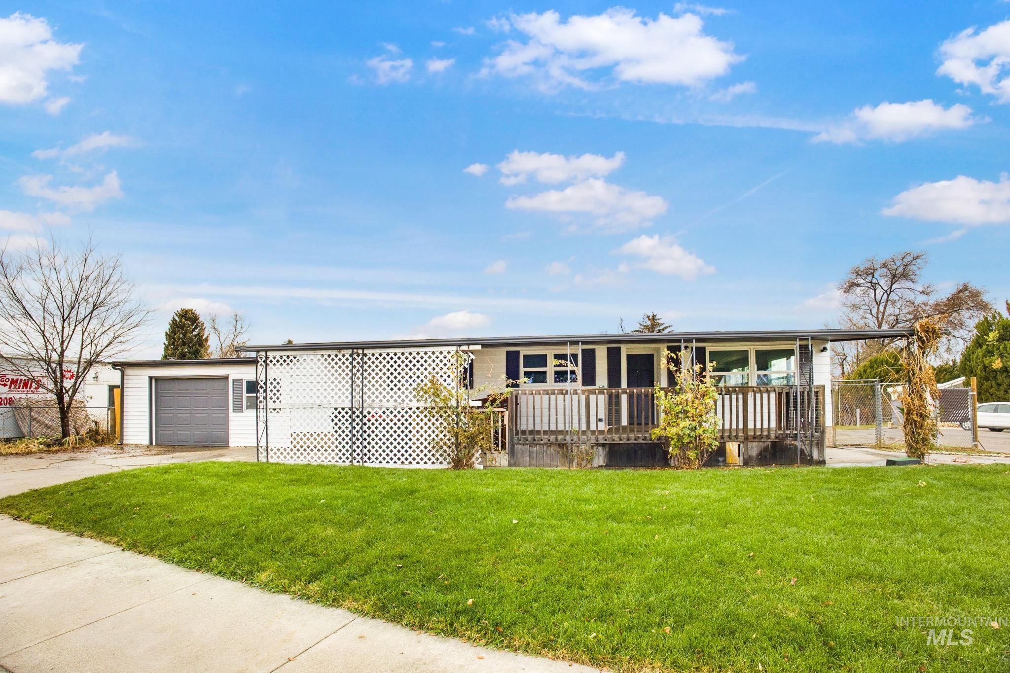 69 Rose Circle Meridian, ID 83642 - Photo 1 of 33