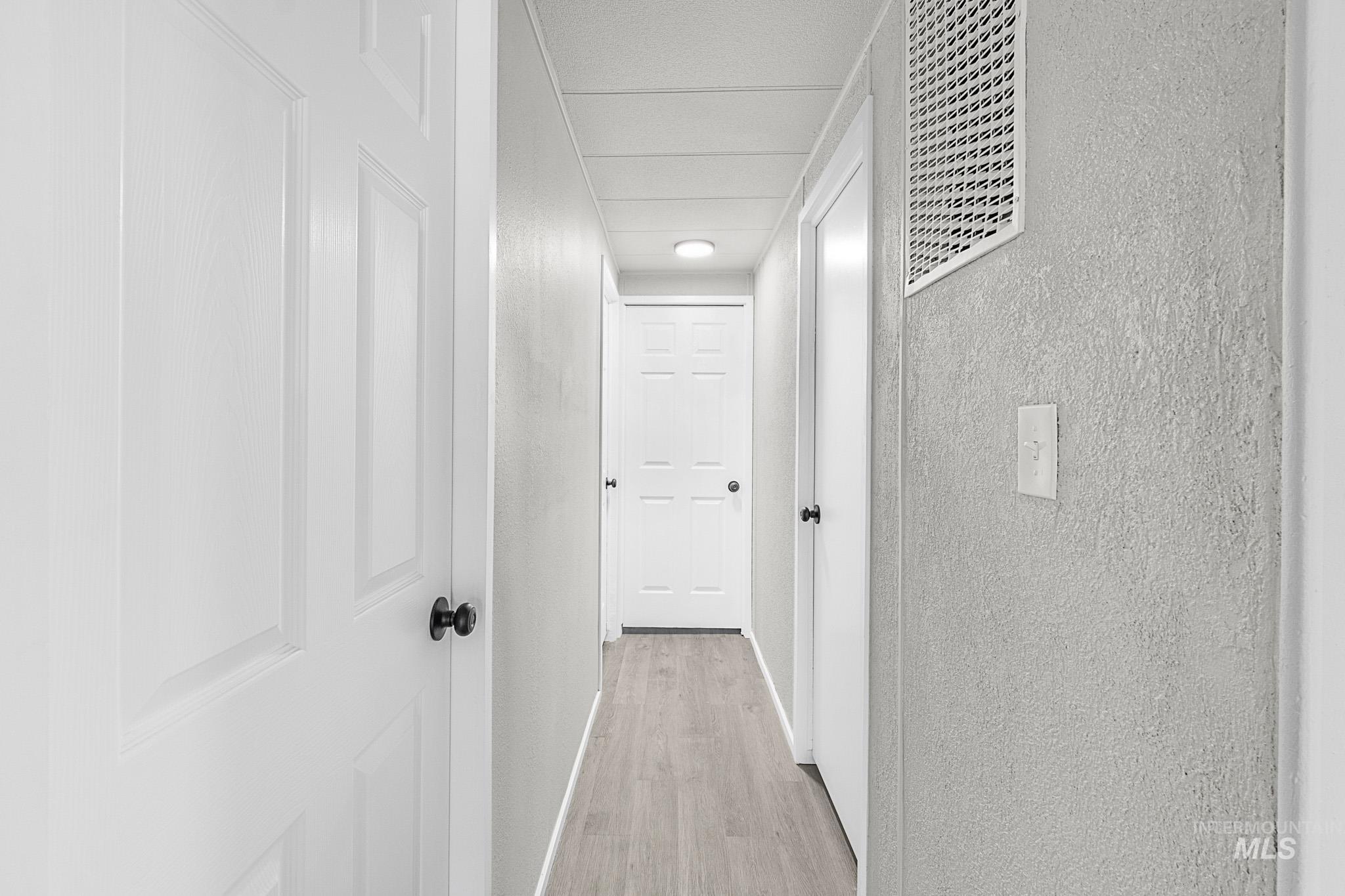 69 Rose Circle Meridian, ID 83642 - Photo 13 of 33