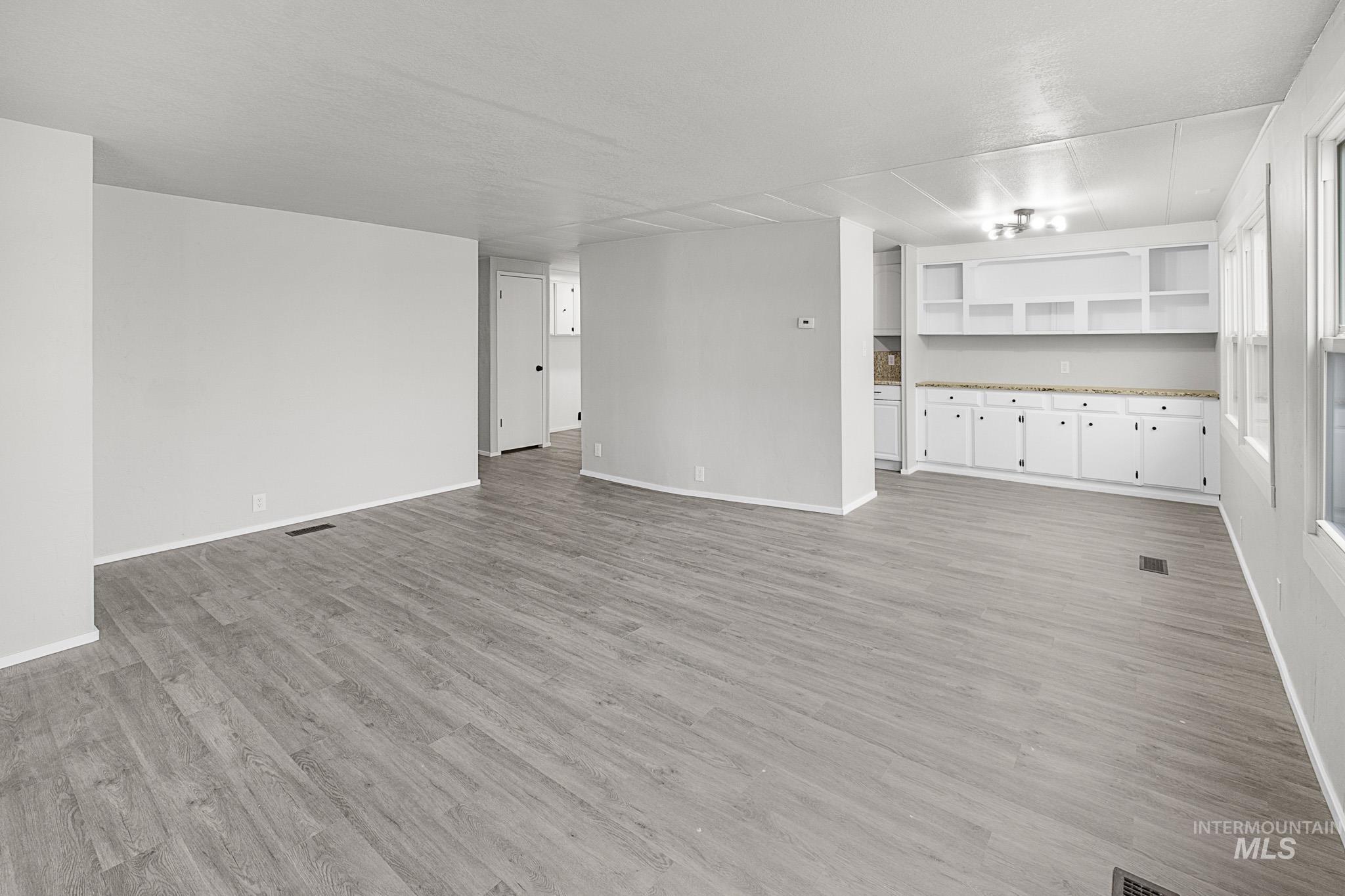 69 Rose Circle Meridian, ID 83642 - Photo 20 of 33