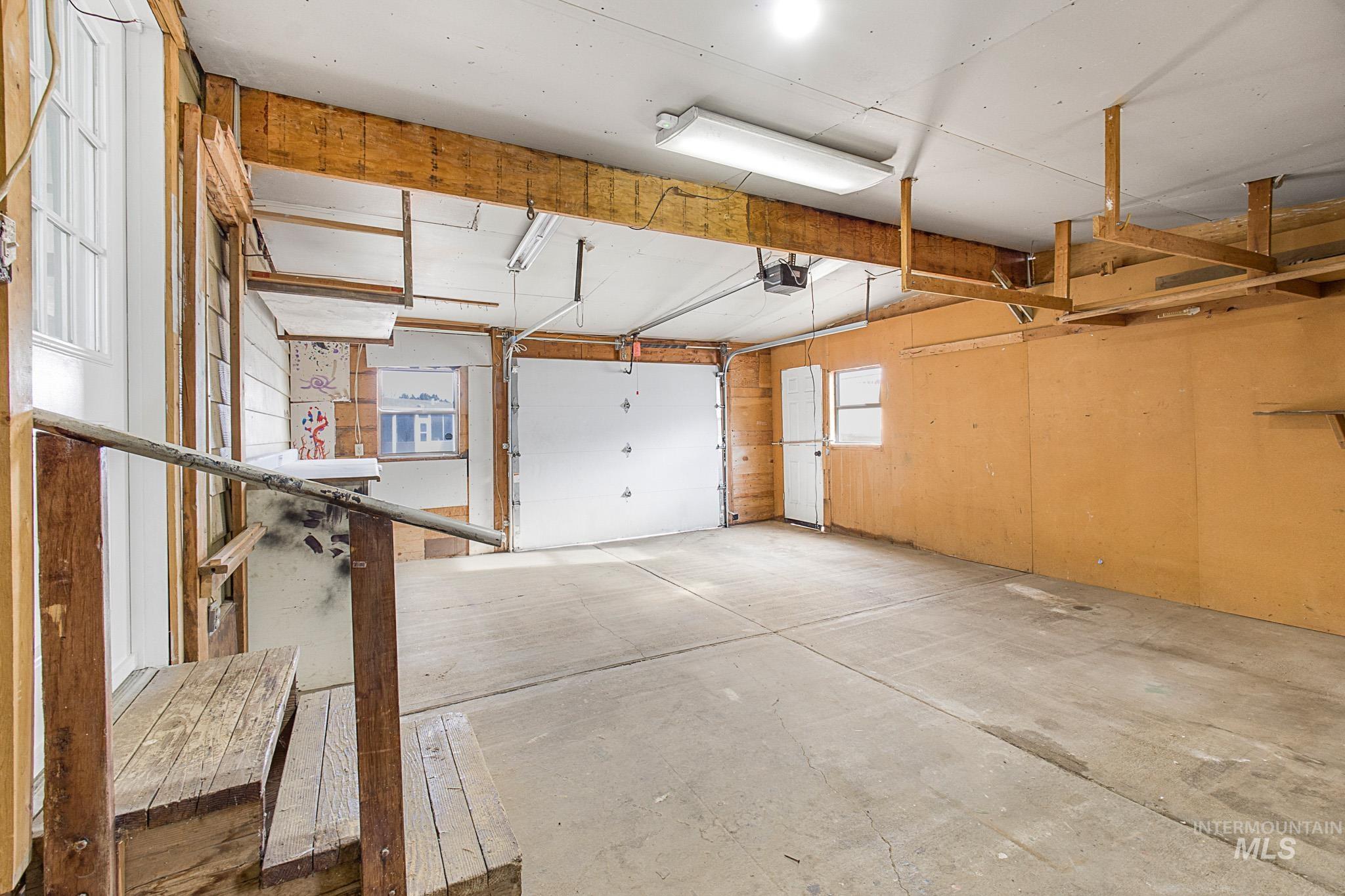 69 Rose Circle Meridian, ID 83642 - Photo 5 of 33