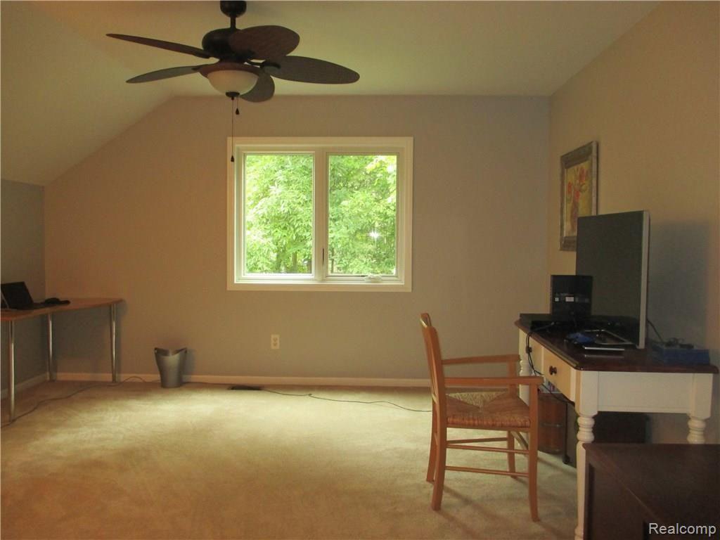 342 Jonathan Drive Rochester Hills, MI 48307 - Photo 21 of 25