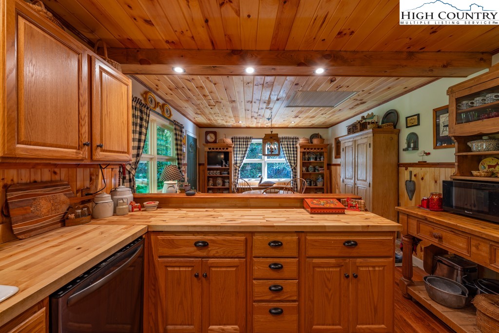 307 Lakeview Road Newland, NC 28657 - Photo 19 of 49 a view of a kitchen with a sink and cabinets