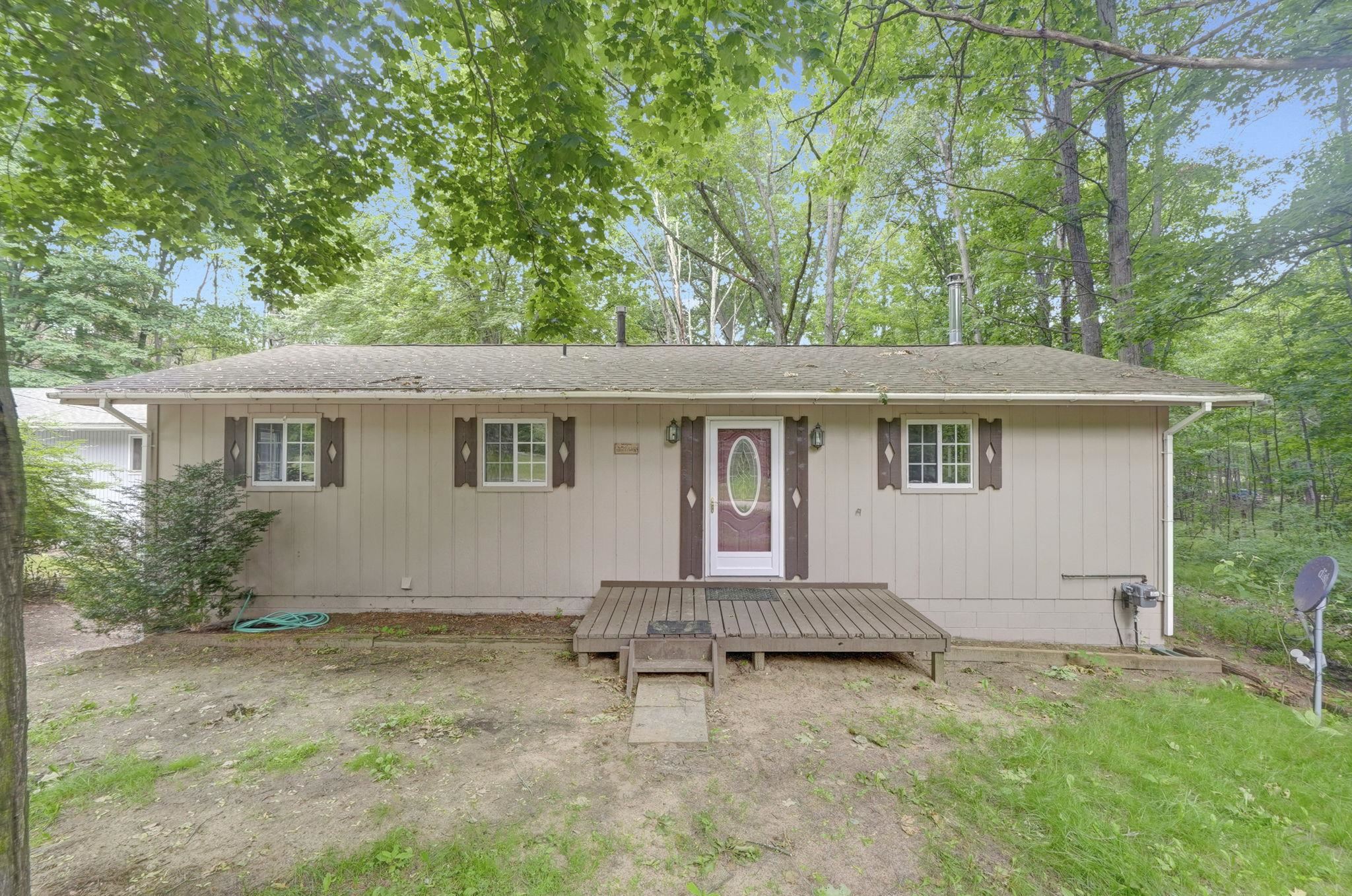 8277 West Ridge Boulevard Stanwood, MI 49346 - Photo 1 of 20 1947477-c940e3b9-1437-4d76-81d4-aa8db4db2a96.JPG