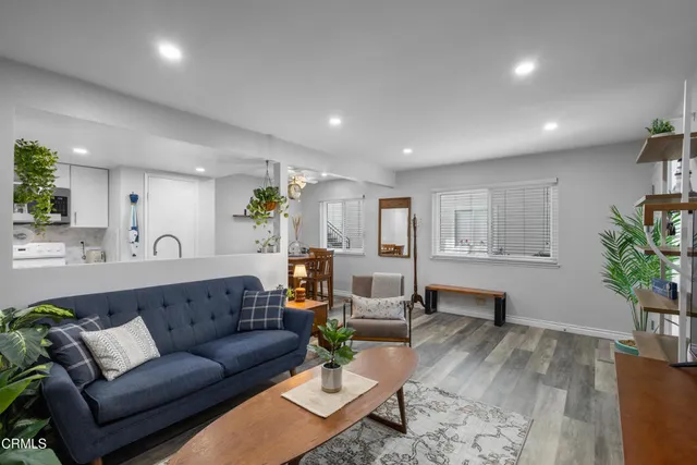 $405,000 | 2582 Spinnaker Avenue, Port Hueneme, CA 93041