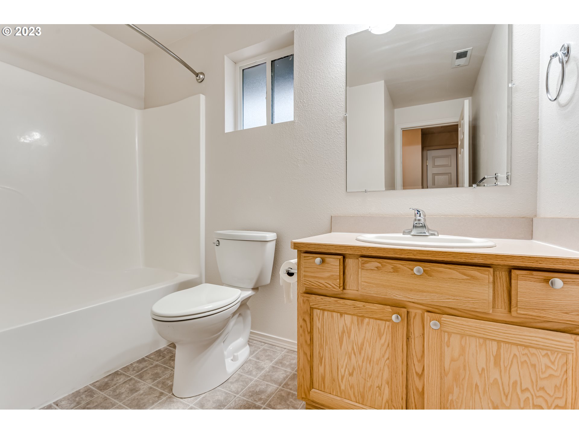 25128 Perkins Road Veneta, OR 97487 - Photo 11 of 28 Gallery Image 11