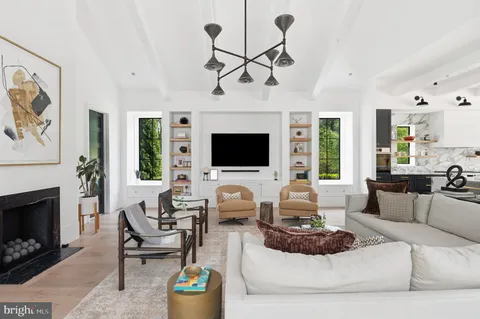 $5,750,000 | 7101 Longwood Drive, Bethesda, MD 20817