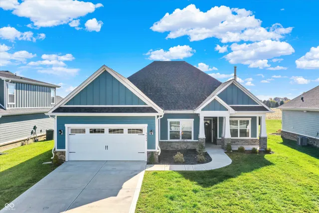 $437,700 | 1629 Tupelo Drive, Greenfield, IN 46140