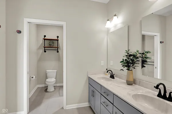 $434,900 | 1629 Tupelo Drive, Greenfield, IN 46140