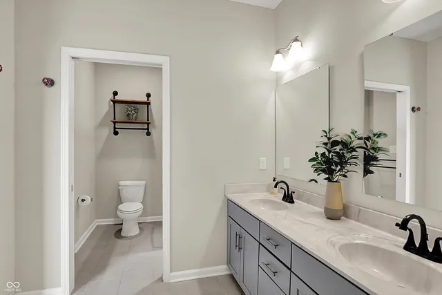 $437,700 | 1629 Tupelo Drive, Greenfield, IN 46140