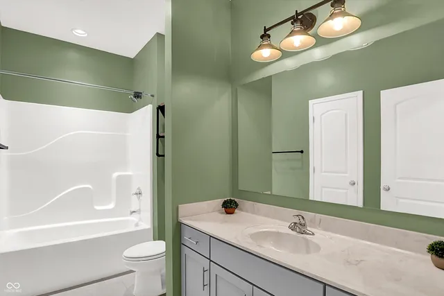 $437,700 | 1629 Tupelo Drive, Greenfield, IN 46140