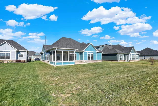 $437,700 | 1629 Tupelo Drive, Greenfield, IN 46140