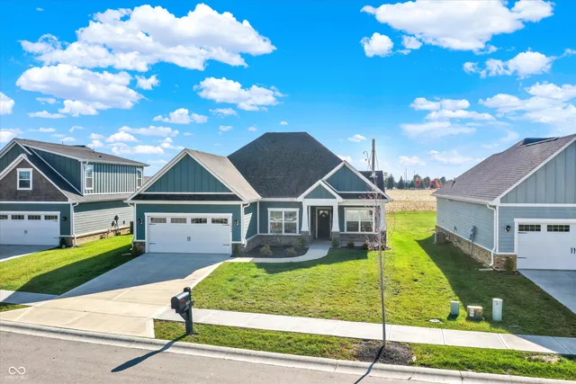 $437,700 | 1629 Tupelo Drive, Greenfield, IN 46140
