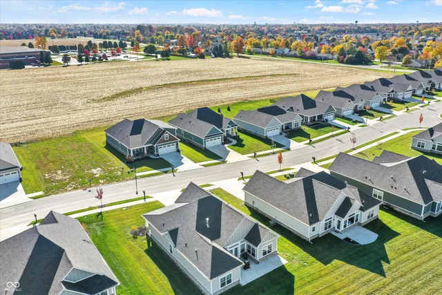 $437,700 | 1629 Tupelo Drive, Greenfield, IN 46140