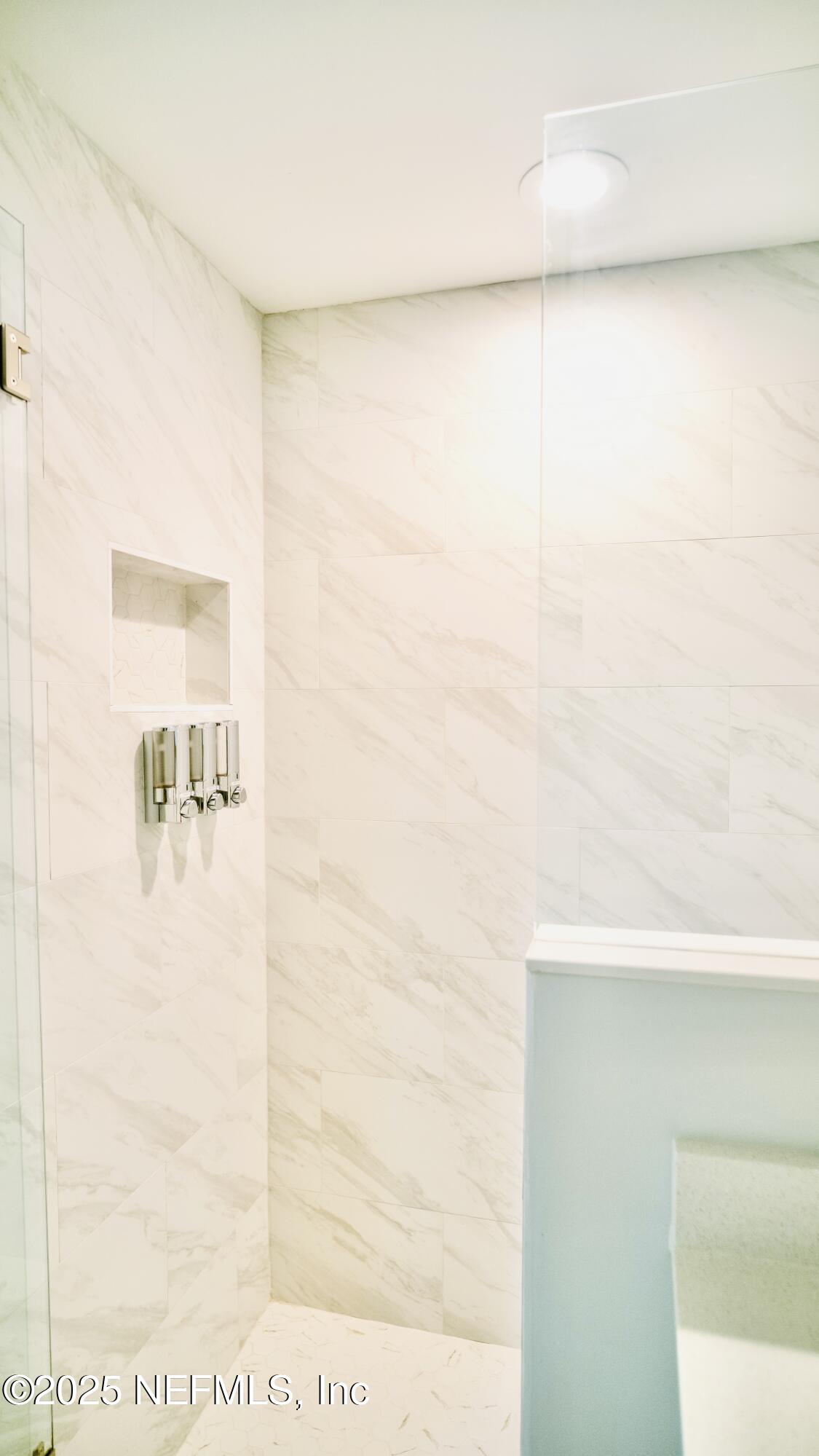 212 Oak Street Neptune Beach, FL 32266 - Photo 11 of 32 dscf9922