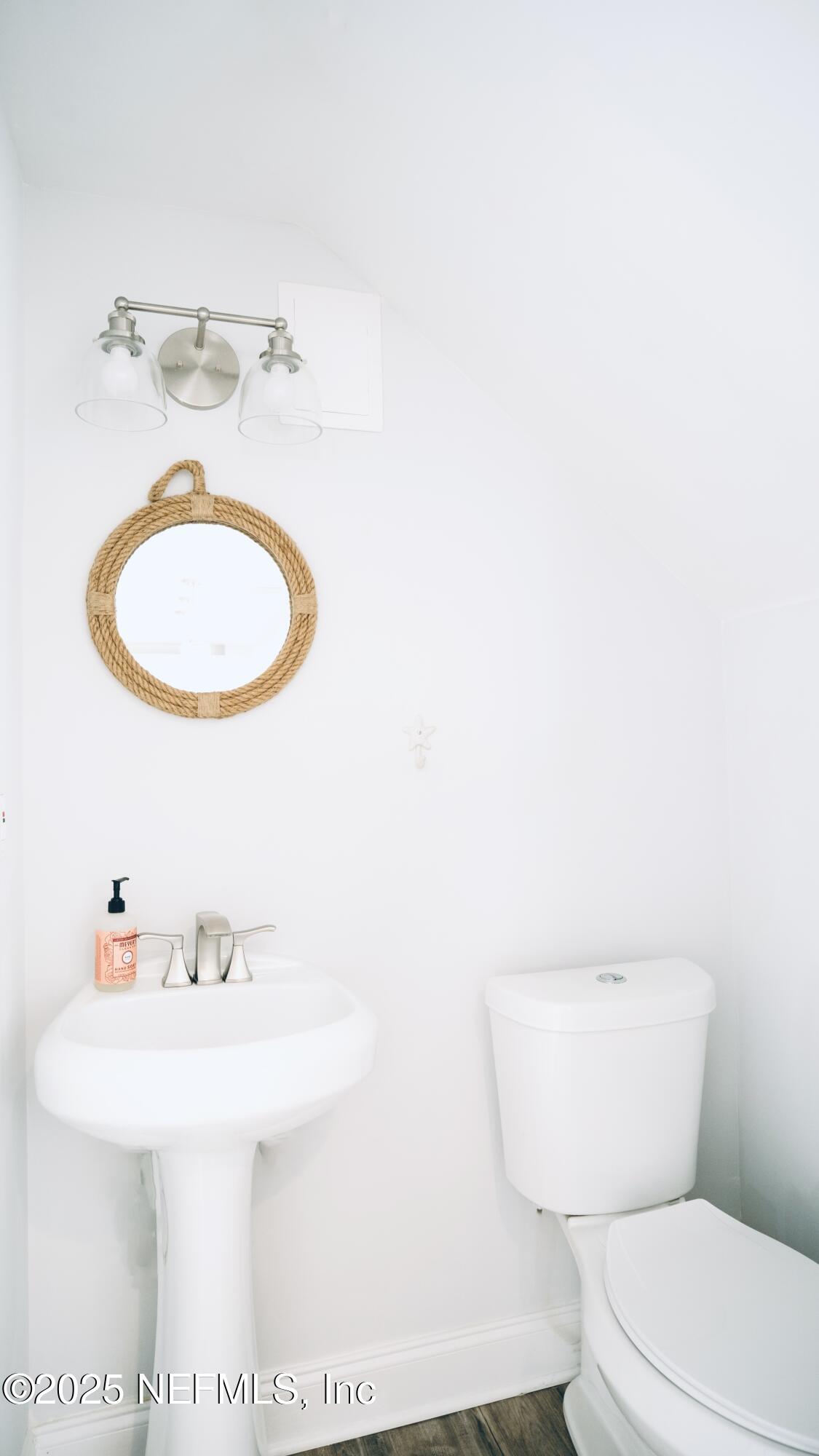 212 Oak Street Neptune Beach, FL 32266 - Photo 3 of 32 dscf9892