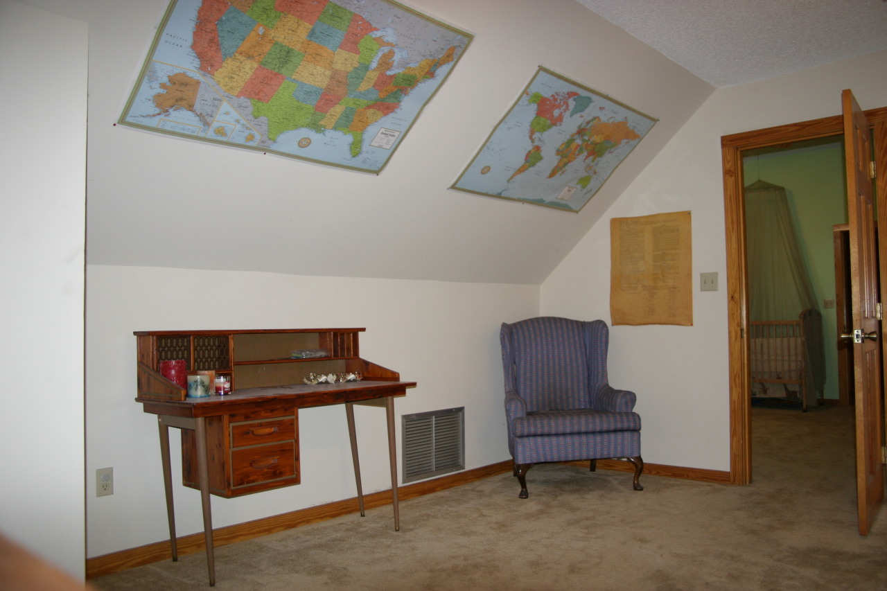 1352 Elmar Road Jacksonville, FL 32218 - Photo 13 of 21 Office / Library