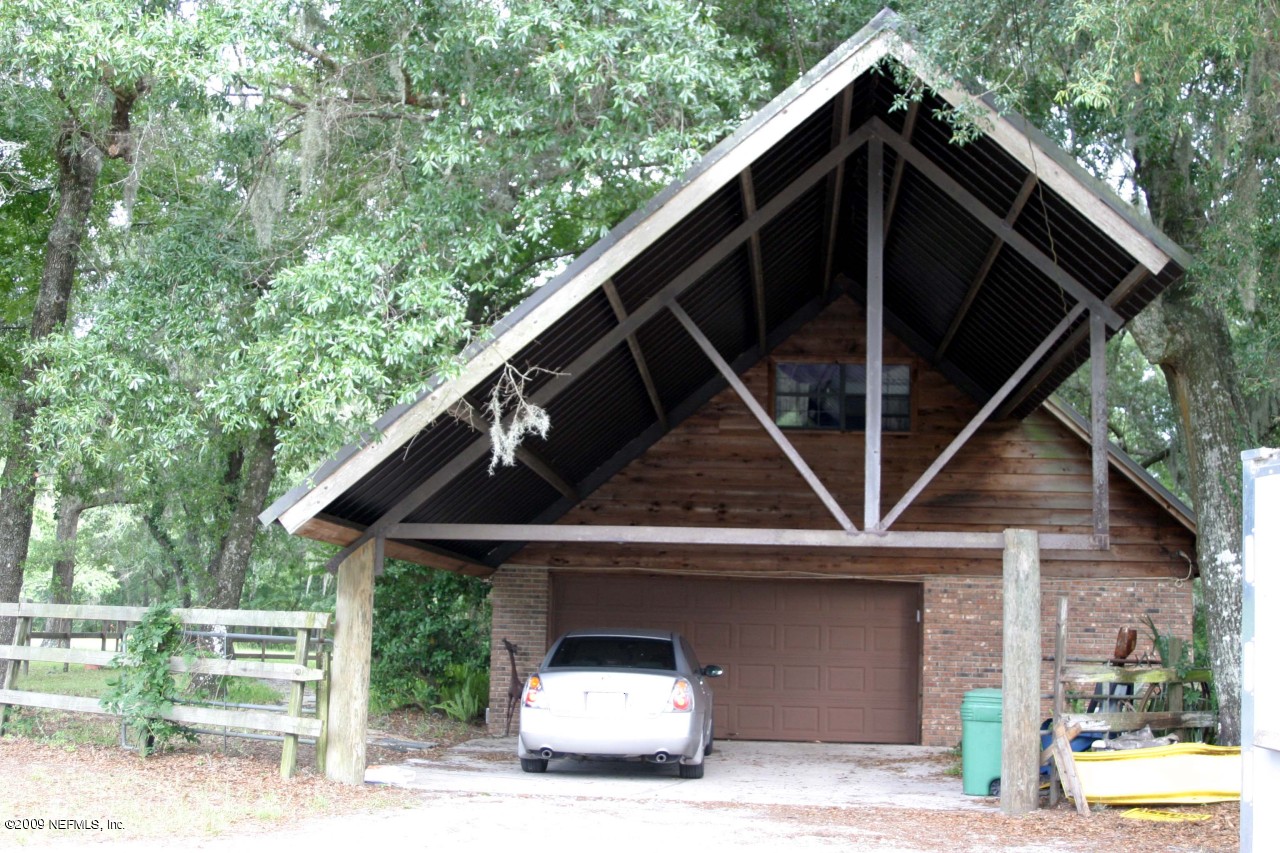 1352 Elmar Road Jacksonville, FL 32218 - Photo 15 of 21 Garage + Car Port