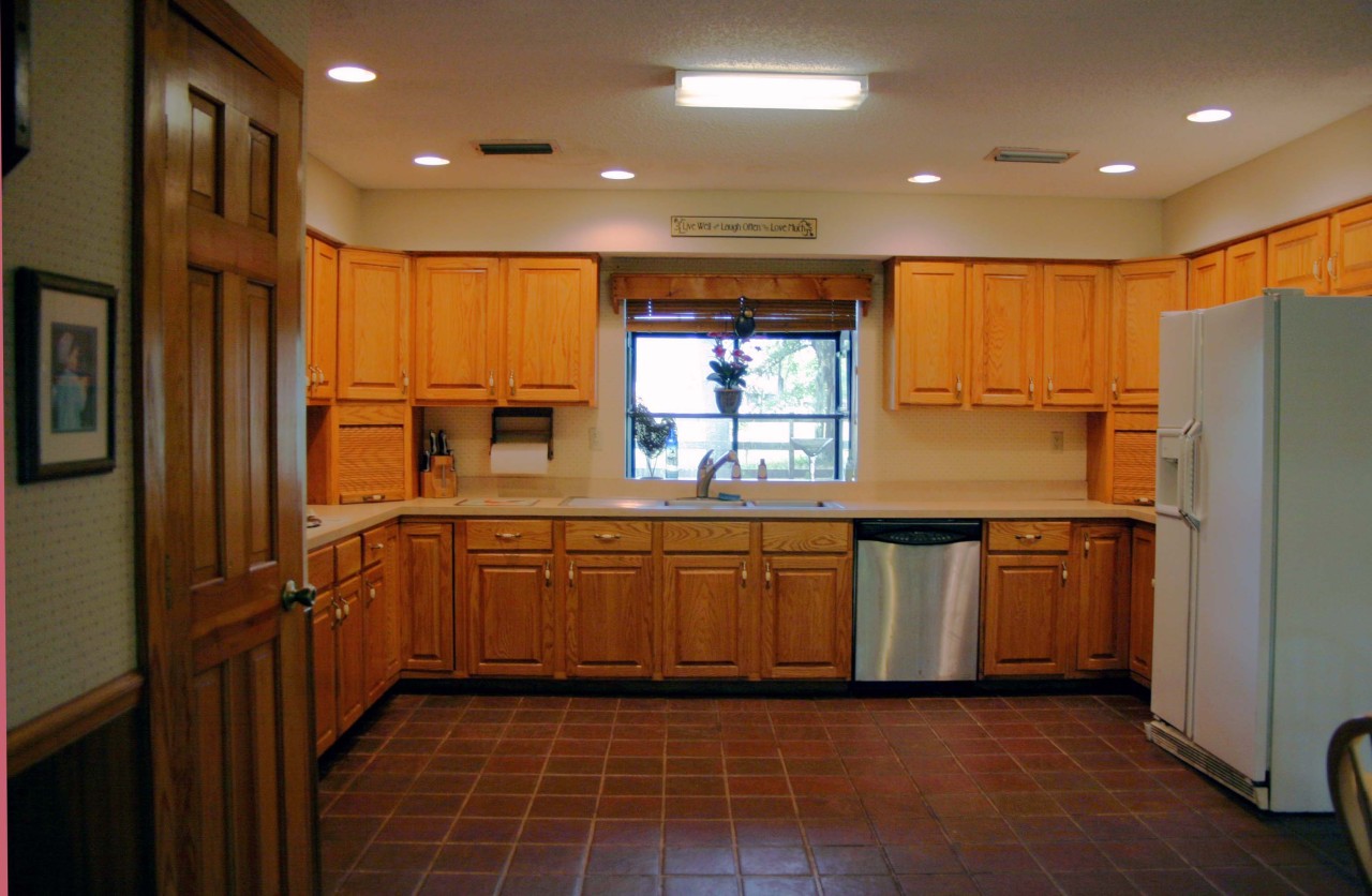1352 Elmar Road Jacksonville, FL 32218 - Photo 7 of 21 Kitchen 1