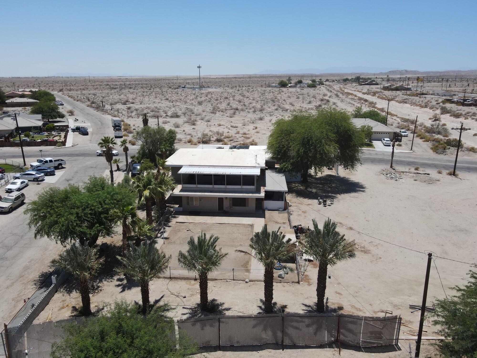 1498 Nile Drive Thermal, CA 92274 - Photo 6 of 108 Photo_1080295837_DJI_413_jpg_6049333_0_2