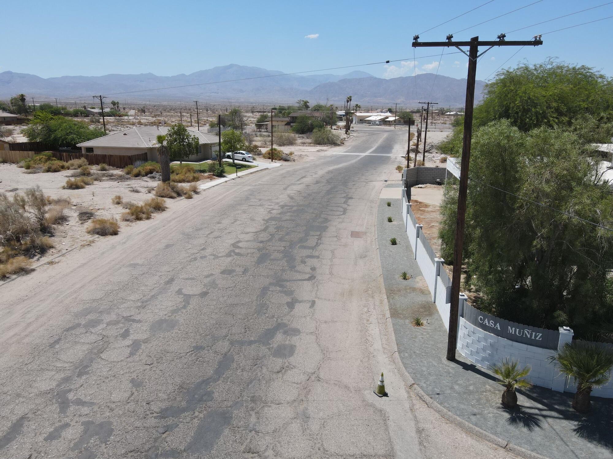 1498 Nile Drive Thermal, CA 92274 - Photo 99 of 108 Photo_1080295886_DJI_462_jpg_6268929_0_2