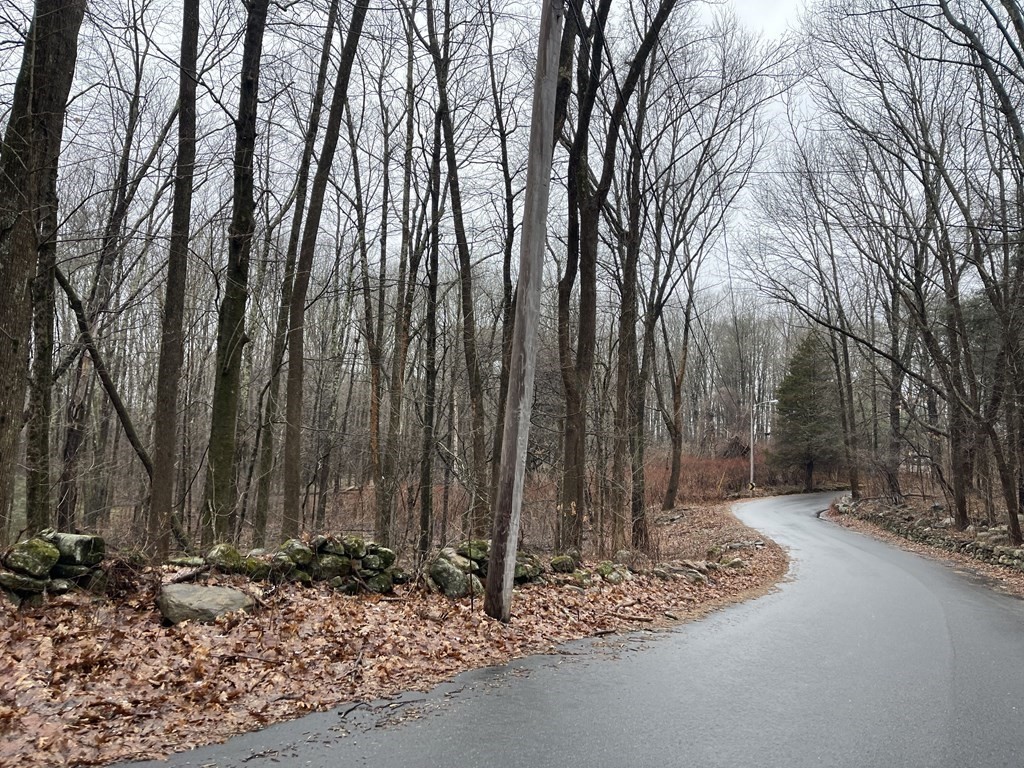 91 Clark Road Sturbridge, MA 01518 - Photo 1 of 4 Gallery Image 1
