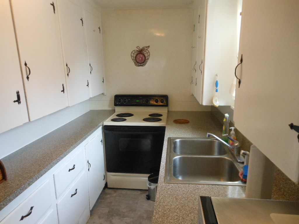 13 Martins Ferry Road Hooksett, NH 03106 - Photo 11 of 28 Gallery Image 11