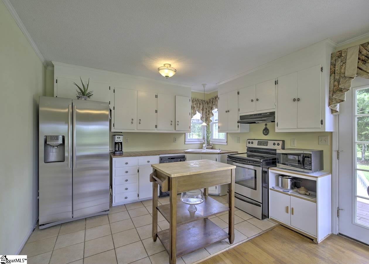 441 C Langley Road Travelers Rest, SC 29690 - Photo 12 of 32 Gallery Image 12