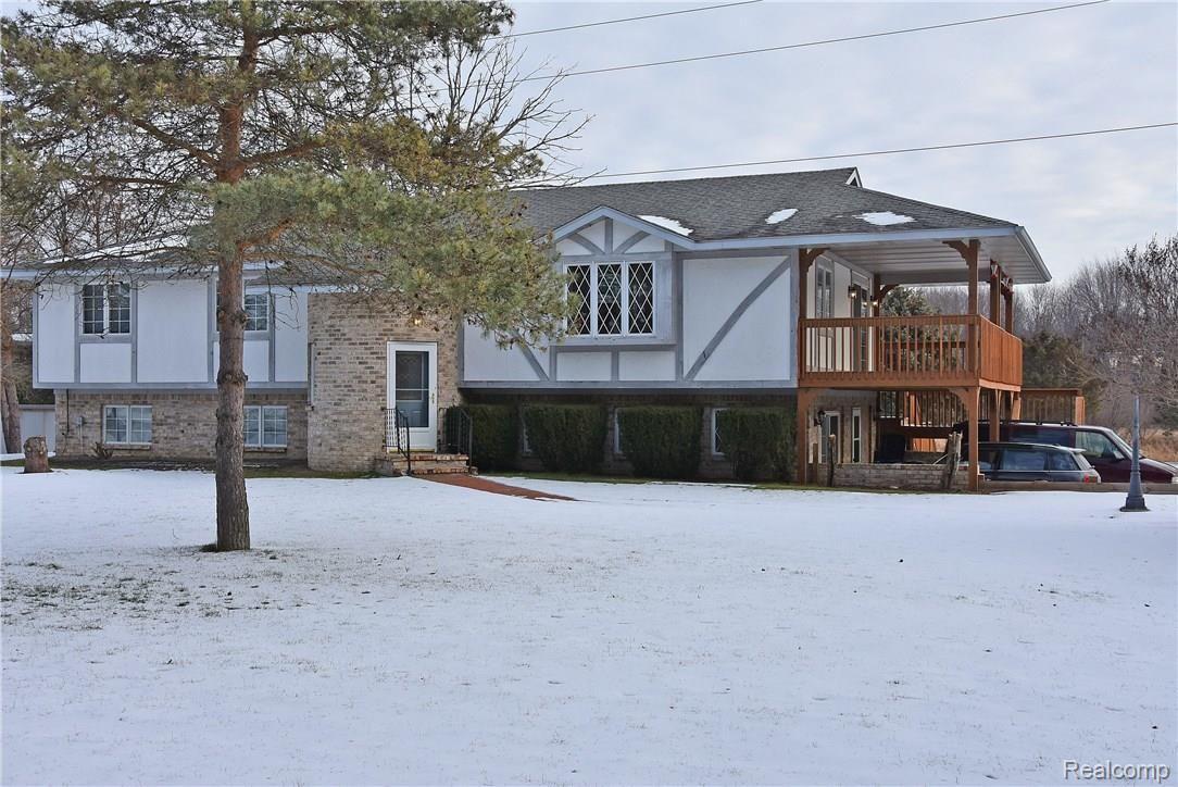 9100 Lapeer Road Mayville, MI 48744 - Photo 2 of 40 Welcome Home!