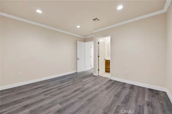 $8,000 | 74 South Oak Avenue, Pasadena, CA 91107