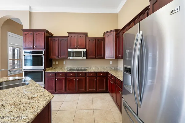 $427,000 | 9073 Lyon Cove, Olive Branch, MS 38654