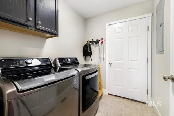 $445,900 | 2205 Mayberry Lane, Filer, ID 83328