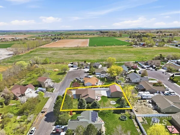 $445,900 | 2205 Mayberry Lane, Filer, ID 83328