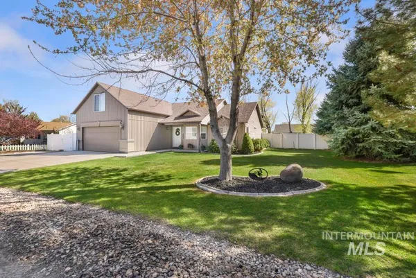 $445,900 | 2205 Mayberry Lane, Filer, ID 83328