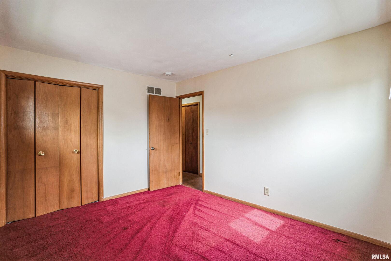 3403 4th Street East Moline, IL 61244 - Photo 14 of 27