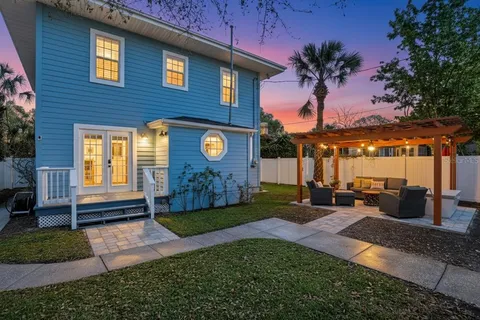 $995,000 | 126 22nd Avenue Northeast, St. Petersburg, FL 33704