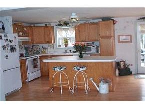 5 Wright Road Derry, NH 03038 - Photo 4 of 5