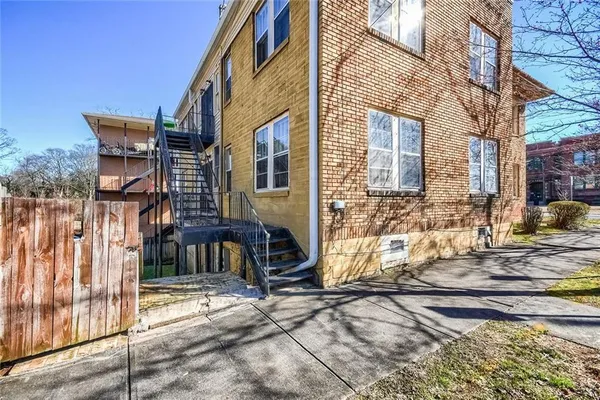 $1,400 | 1445 Lucile Avenue Southwest, Unit 1, Atlanta, GA 30310