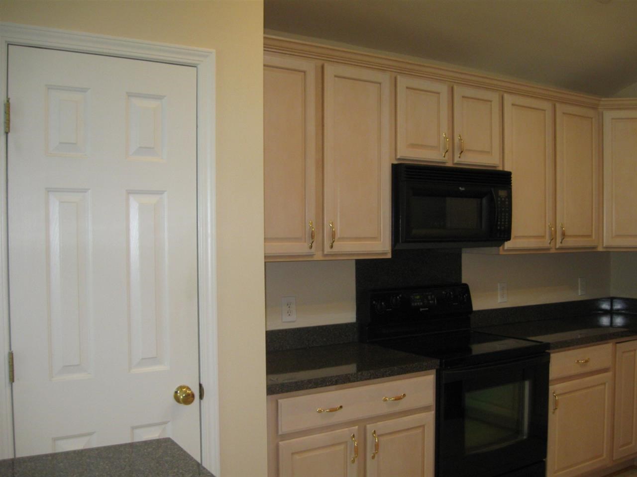 149 Seville Drive Murrells Inlet, SC 29576 - Photo 4 of 25 Gallery Image 4