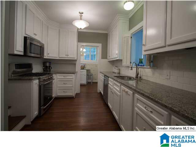 739 Linwood Road Birmingham, AL 35222 - Photo 8 of 19