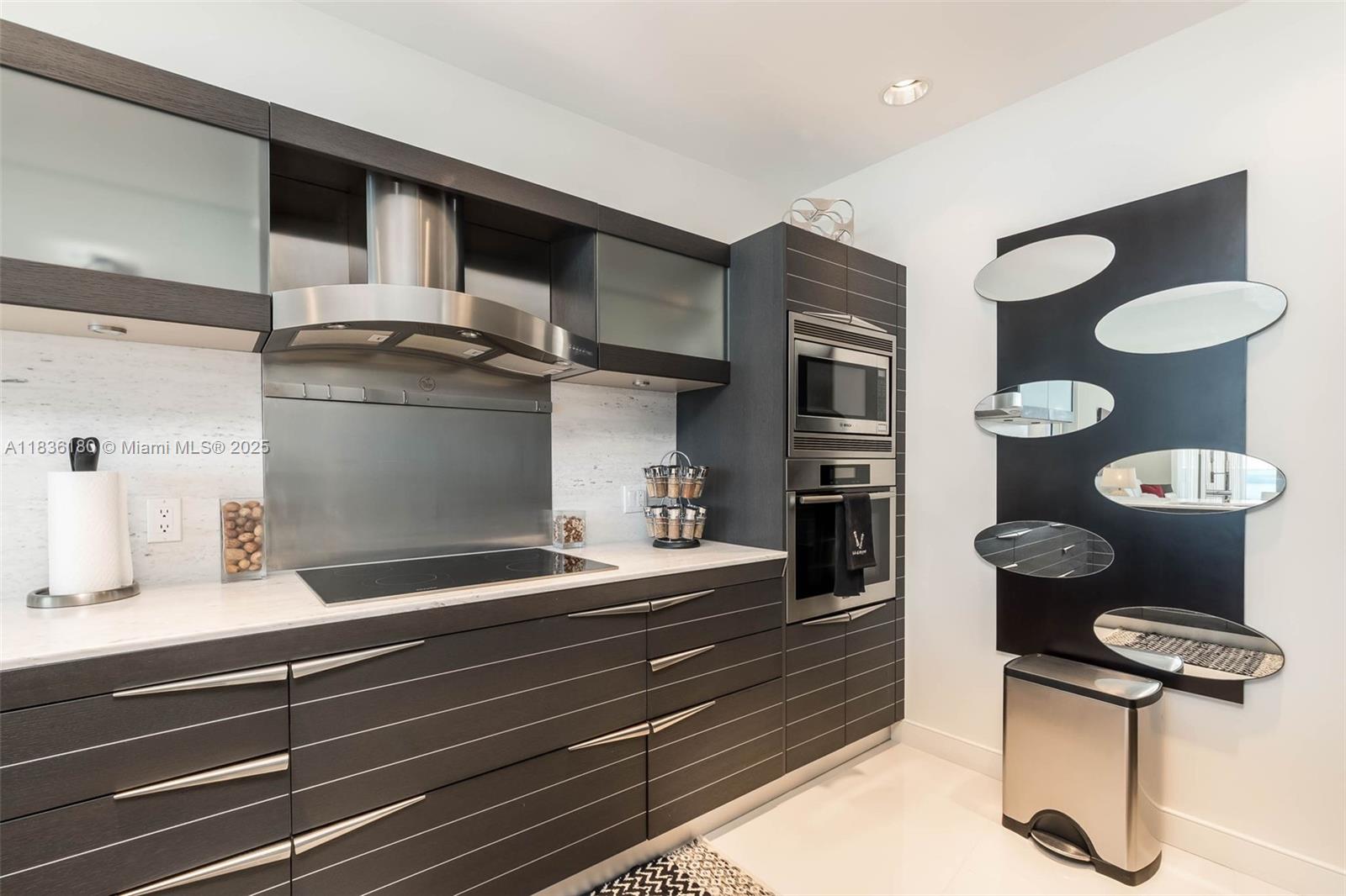 200 Biscayne Blvd Way, Unit 4603 Miami, FL 33131 - Photo 11 of 33