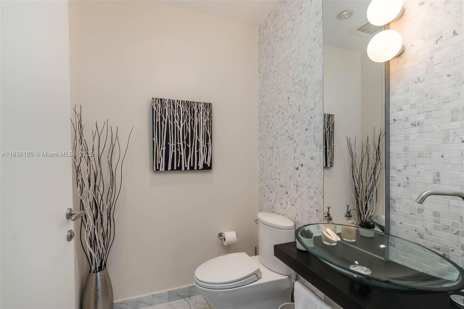 200 Biscayne Blvd Way, Unit 4603 Miami, FL 33131 - Photo 13 of 33