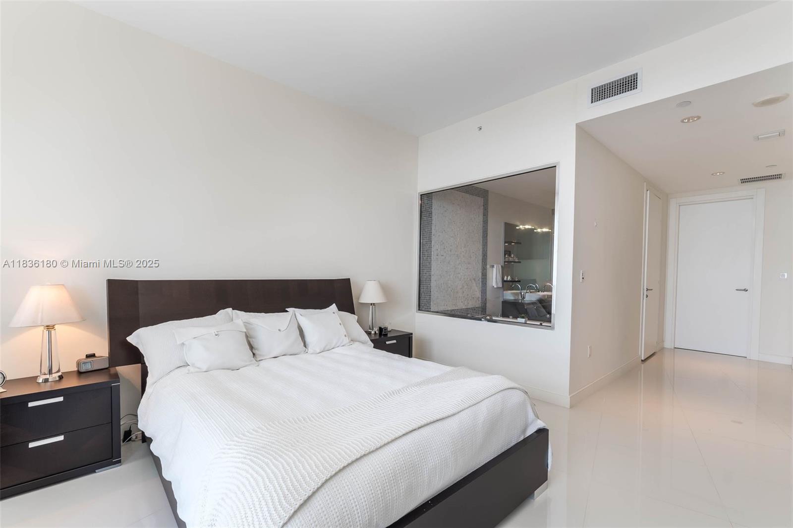 200 Biscayne Blvd Way, Unit 4603 Miami, FL 33131 - Photo 20 of 33