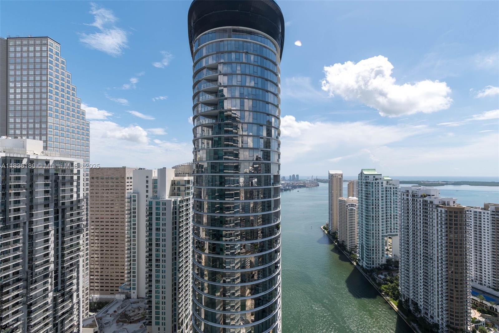 200 Biscayne Blvd Way, Unit 4603 Miami, FL 33131 - Photo 27 of 33