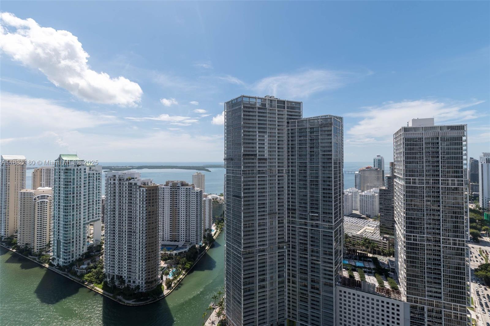 200 Biscayne Blvd Way, Unit 4603 Miami, FL 33131 - Photo 30 of 33